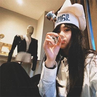 午后三点的彩虹 海报